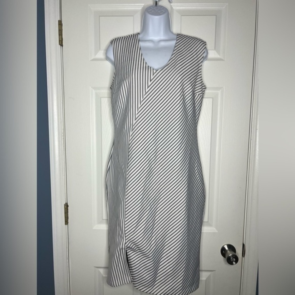 Cato Women's 8 White Black Striped Sleeveless Classic Sheath Dress M
